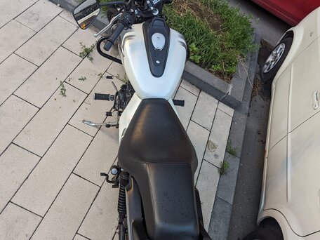 2018 Bajaj Avenger, белый, 170000 рублей, вид 5