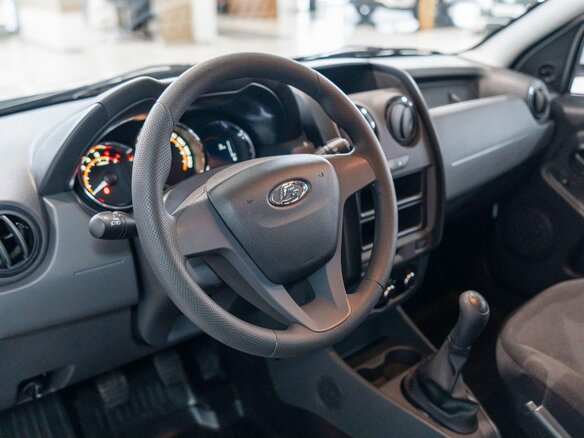 2026 Lada (ВАЗ) Largus I Рестайлинг, белый - вид 25