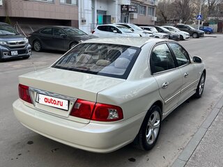 2004 Kia Magentis I Рестайлинг, белый, 610000 рублей, вид 4