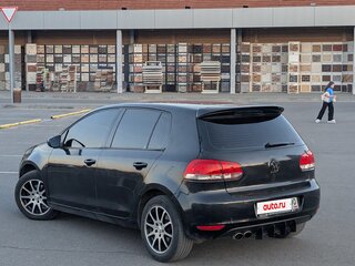 2008 Volkswagen Golf VI, чёрный, 549000 рублей, вид 5