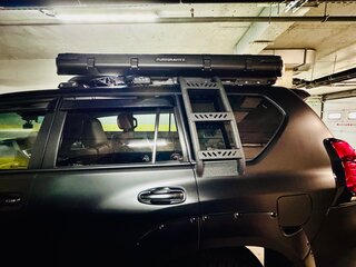 2021 Toyota Land Cruiser Prado 150 Series Рестайлинг 3, чёрный, 7860000 рублей, вид 4