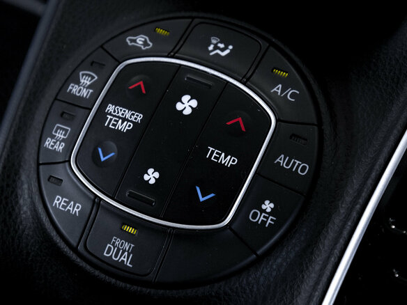 2017 Toyota Noah III (R80), серый, 1799800 рублей - вид 21