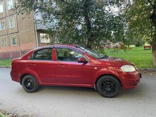 2009 Chevrolet Aveo I Рестайлинг, красный, 430000 рублей, вид 3