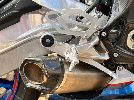 2015 BMW S 1000 RR, белый, 1400000 рублей, вид 4
