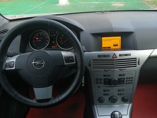 2010 Opel Astra H Рестайлинг, чёрный, 529000 рублей, вид 5