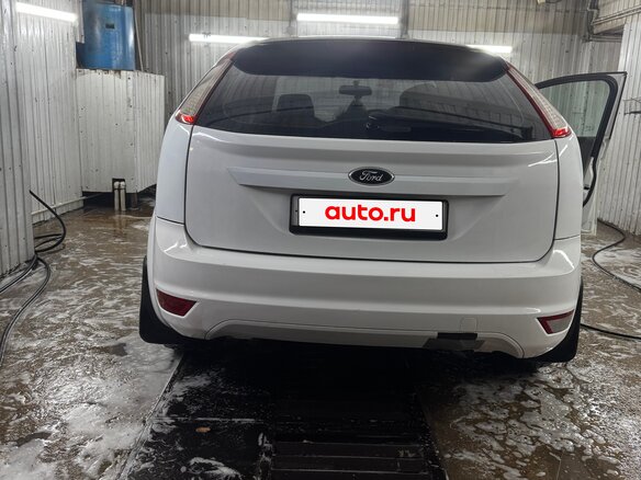 2009 Ford Focus II Рестайлинг, белый, 520000 рублей - вид 7