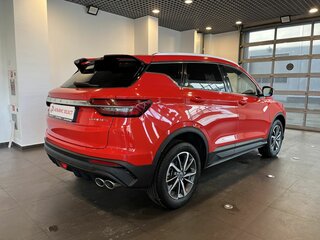 2021 Geely Coolray I, красный, 1930000 рублей, вид 3