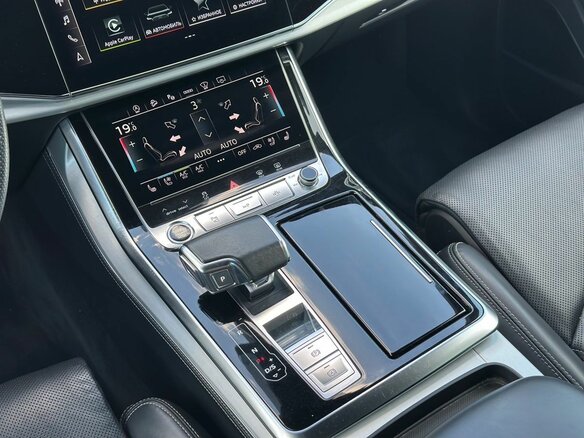 2021 Audi Q8 55 TFSI I (4M), синий - вид 12