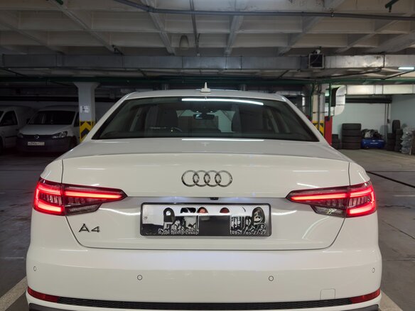 2019 Audi A4 V (B9), белый, 3500000 рублей - вид 3