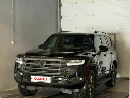 2023 Toyota Land Cruiser 300 Series, чёрный, 9500000 рублей, вид 2