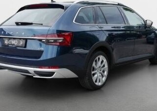 2022 Skoda Superb III Рестайлинг, синий, 5667283 рублей, вид 4