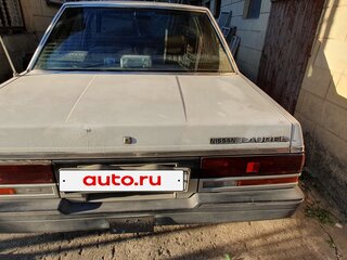 1986 Nissan Laurel V (C32), белый, 300000 рублей, вид 1