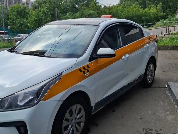 2017 Kia Rio IV, белый, 770000 рублей - вид 2