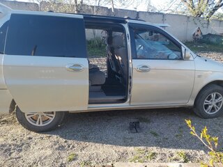 2004 Kia Carnival I Рестайлинг, бежевый, 700000 рублей, вид 2