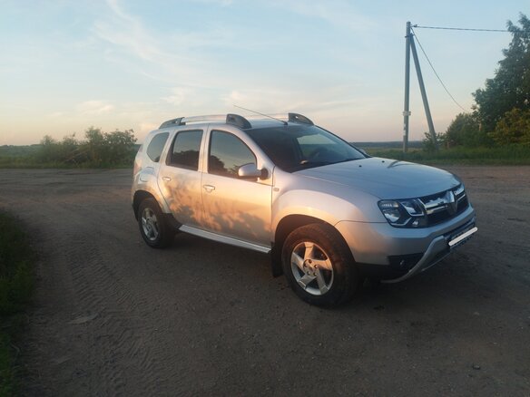 2017 Renault Duster I Рестайлинг, серый, 1700000 рублей