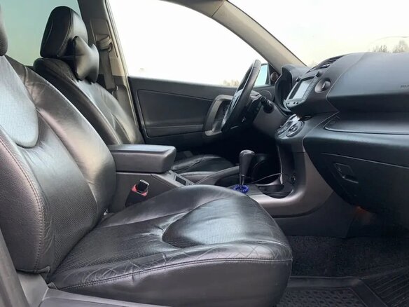 2010 Toyota RAV4 III (XA30) Рестайлинг, белый, 1500000 рублей - вид 5