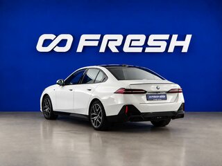 2024 BMW 5 серии 520i VIII (G60/G61/G68), белый, 6698888 рублей, вид 2