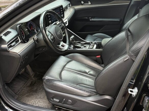 2021 Kia K5 III, чёрный, 2200000 рублей - вид 6