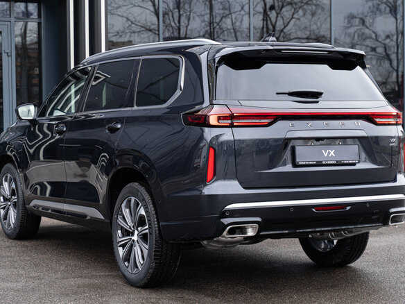 2024 Exeed VX I Рестайлинг, серый, 5530000 рублей - вид 4