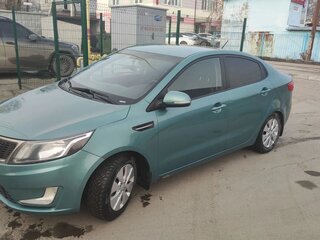 2012 Kia Rio 5-speed III, зелёный, 693150 рублей, вид 1