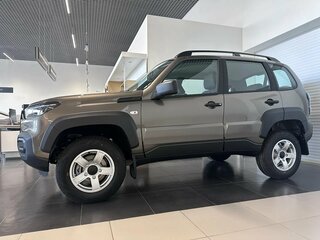 2026 Lada (ВАЗ) Niva Travel I Рестайлинг, коричневый, 1623000 рублей, вид 4