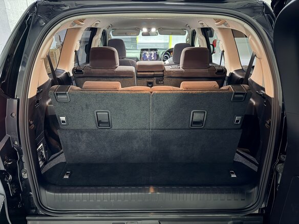 2014 Toyota Land Cruiser Prado 4-speed 150 Series Рестайлинг 1, чёрный, 3000000 рублей - вид 23