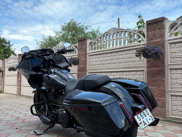 2024 Harley-Davidson Road Glide, чёрный, 2605000 рублей - вид 3