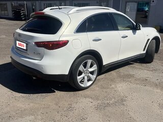 2011 Infiniti FX37 II (S51) Рестайлинг, белый, 1650000 рублей, вид 4