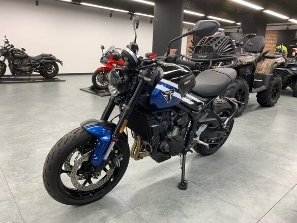 2025 Triumph Trident 660, чёрный, 1140000 рублей - вид 2