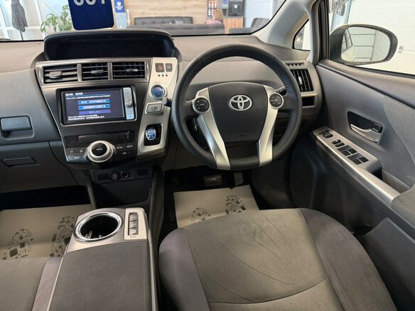 2012 Toyota Prius Alpha I (ZVW40/41), белый, 1349000 рублей - вид 15