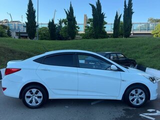2016 Hyundai Solaris I Рестайлинг, белый, 600000 рублей, вид 5
