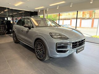 2025 Porsche Cayenne GTS Coupé III Рестайлинг, серый, 26640000 рублей, вид 4