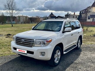 2011 Toyota Land Cruiser 200 Series, белый, 3500000 рублей, вид 5