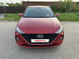 2020 Hyundai Solaris II Рестайлинг, красный, 1680000 рублей, вид 1