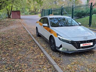 2021 Hyundai Avante VII, белый, 1500000 рублей, вид 4