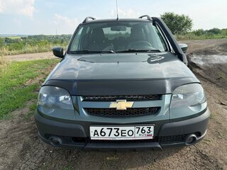 2018 Chevrolet Niva I Рестайлинг, зелёный, 850000 рублей, вид 2