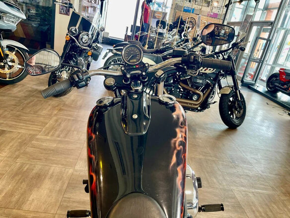 2008 Harley-Davidson Rocker C, чёрный, 1550000 рублей - вид 11