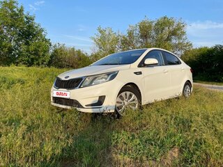 2012 Kia Rio III, белый, 620000 рублей, вид 1