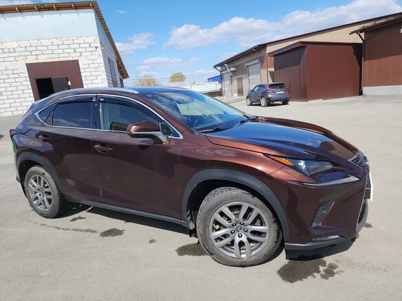 2017 Lexus NX 200 I Рестайлинг, коричневый, 3700000 рублей - вид 3