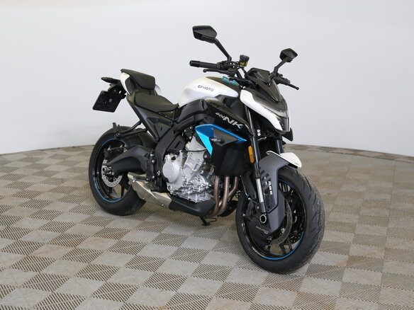 2026 CFMoto 675NK, белый - вид 2