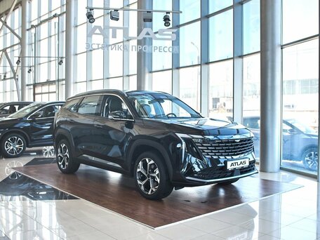 2026 Geely Atlas II, чёрный, 4119990 рублей, вид 5