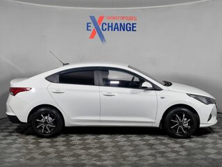 2020 Hyundai Solaris II Рестайлинг, белый, 1273000 рублей, вид 4