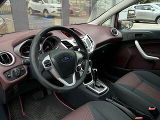2009 Ford Fiesta Mk6, красный, 640000 рублей, вид 5