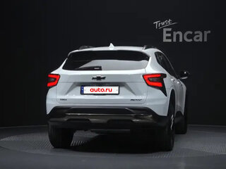 2023 Chevrolet Trax II, белый, 1500000 рублей, вид 3