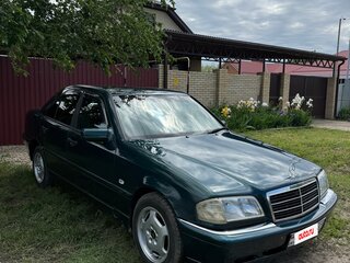 1997 Mercedes-Benz C-Класс 180 I (W202) Рестайлинг, зелёный, 370000 рублей, вид 4