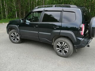 2025 Lada (ВАЗ) Niva Travel I, зелёный, 1650000 рублей, вид 4