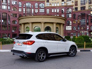 2015 BMW X1 20i xDrive II (F48), белый, 2190000 рублей, вид 5