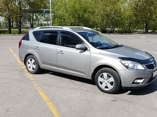 2010 Kia Ceed I Рестайлинг, серебристый, 870000 рублей, вид 1