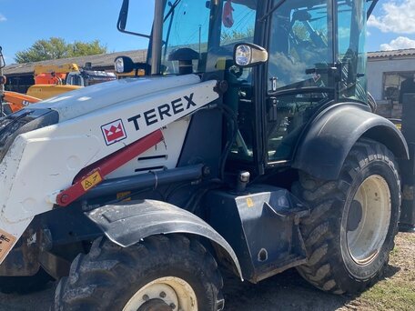 2014 Terex TLB 825, 4200000 рублей, вид 1