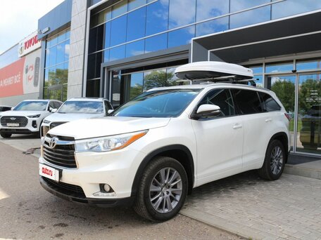 Toyota Highlander III (XU50)